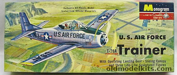 Monogram 1/48 T-28A Trainer USAF - Four Star Issue, PA28-98 plastic model kit